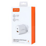 VFAN UK03 Φορτιστής Fast Charging PD 20W UK με Υποδοχή USB-A & Type-C - Χρώμα: Λευκό